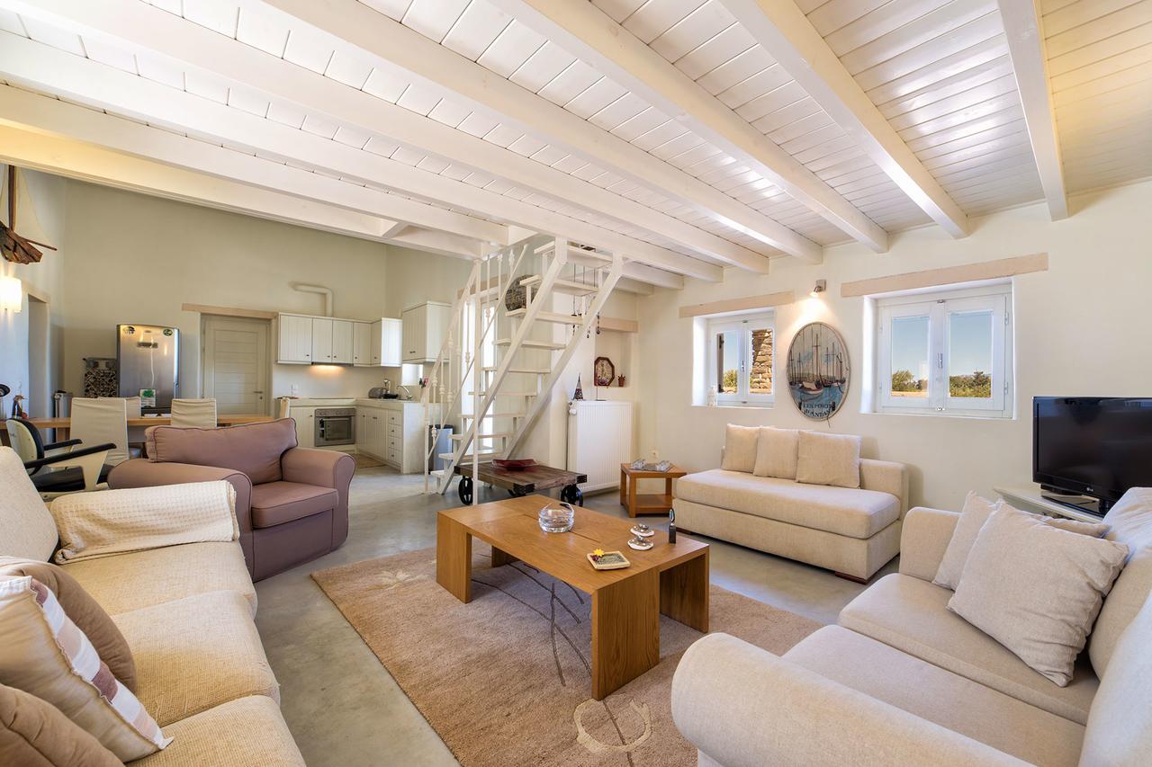Villa Filizi - Filizi Naoussa Paros Santa Maria  Extérieur photo