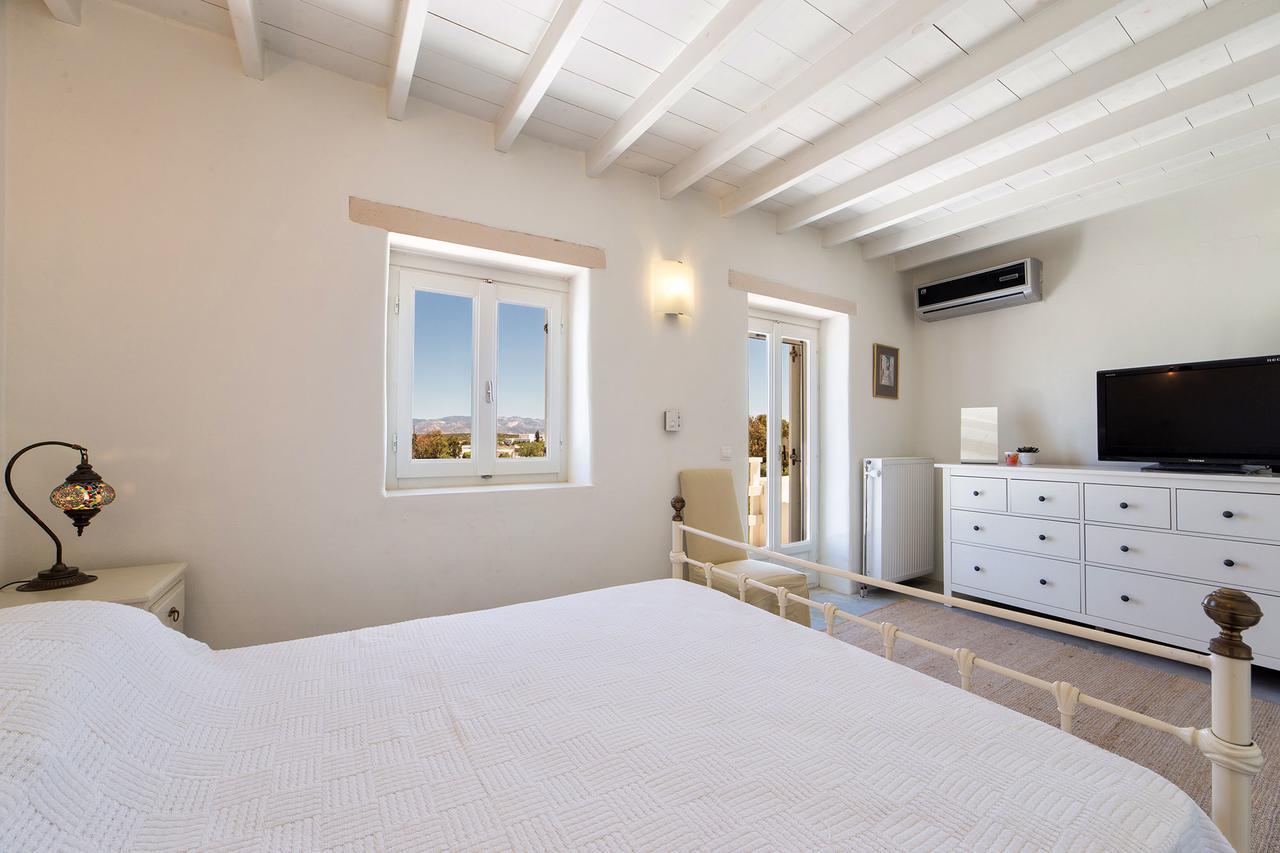 Villa Filizi - Filizi Naoussa Paros Santa Maria  Extérieur photo